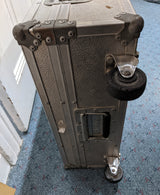 2HD ROLAND RD-300S DIGITAL PIANO W/AEROLYTE ROADCASE