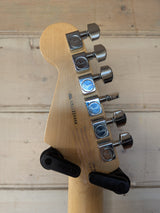 2HD FENDER USA STRATOCASTER SSB 2012 WCASE