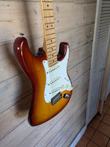 2HD FENDER USA STRATOCASTER SSB 2012 WCASE